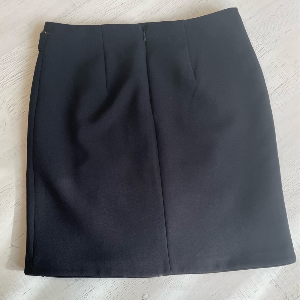 White House Black Market skirt